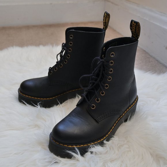 Dr. Martens SHRIVER HI WOMEN'S WYOMING LEATHER HEELED BOOTS - Picture 2 of 16